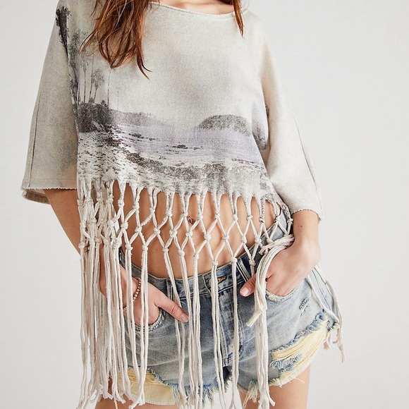 Free People Fringe Lightweight Sweatshirt Tee Beach Tropical Print XL - Picture 5 of 6